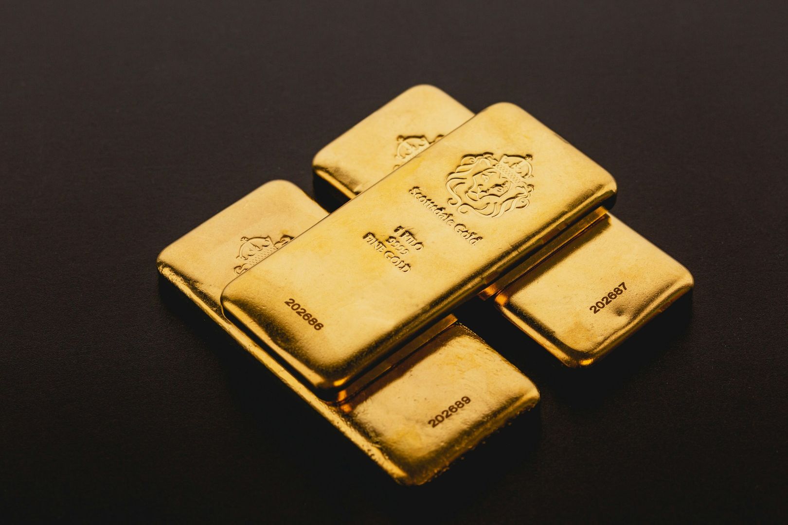 gold-backed-crypto-minting-volume-hits-3-year-high-as-central-bank-buying-drops