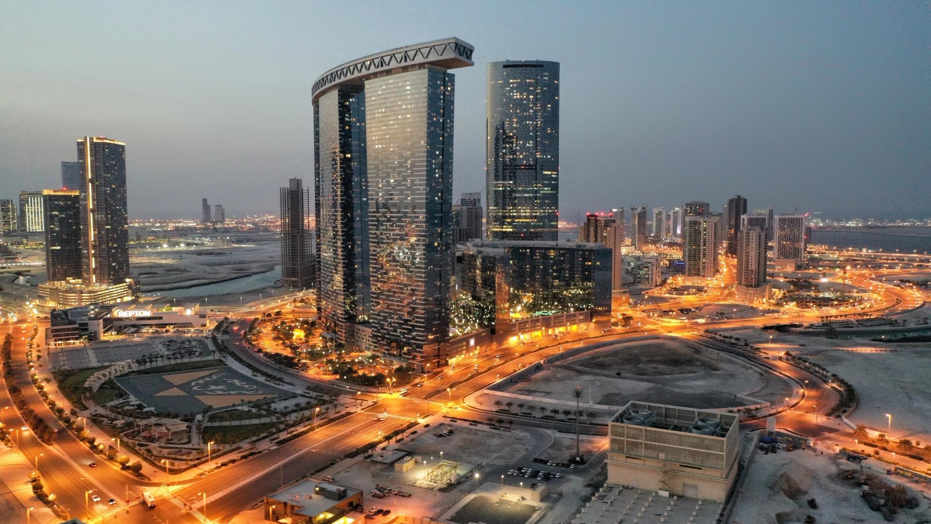 abu-dhabi-ventures-into-bond-tokenization-with-hsbc-and-fab-as-rwa-momentum-accelerates