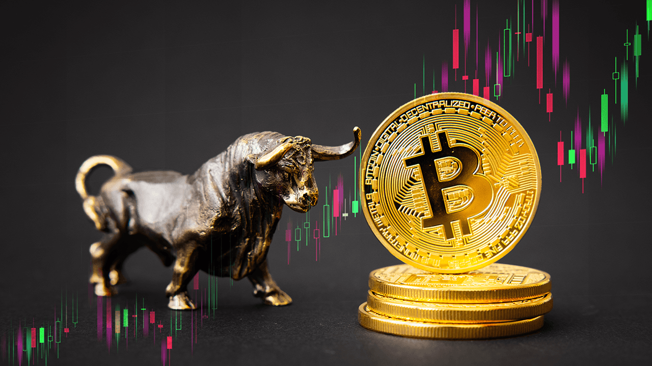bitcoin-must-stay-above-$98k-to-avoid-bearish-breakdown,-experts-say