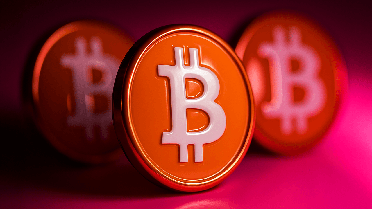 bitcoin-dives-to-a-low-of-$112,680-as-crypto-carnage-grips-the-market