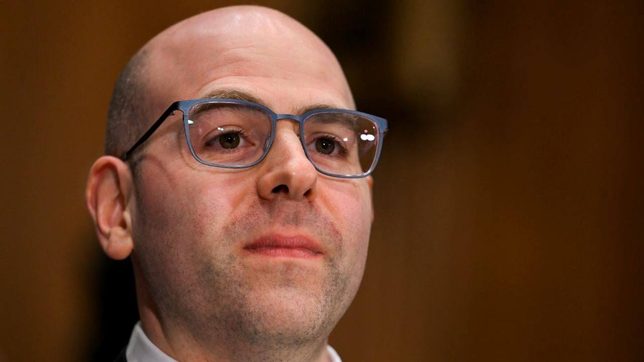trump-nominates-stephen-miran-as-new-fed-governor