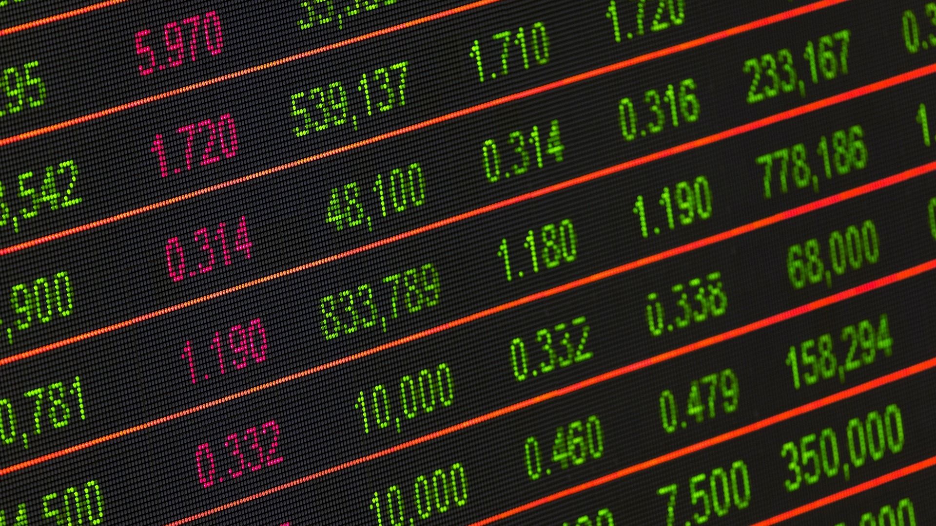 crypto-markets-today:-bearish-sentiment-strengthens-ahead-of-us.-jobs,-options-expiry