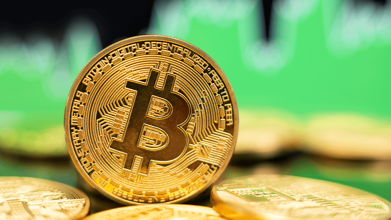 bitcoin-price-watch:-btc-holds-the-line-at-$110.5k—is-a-rally-imminent?