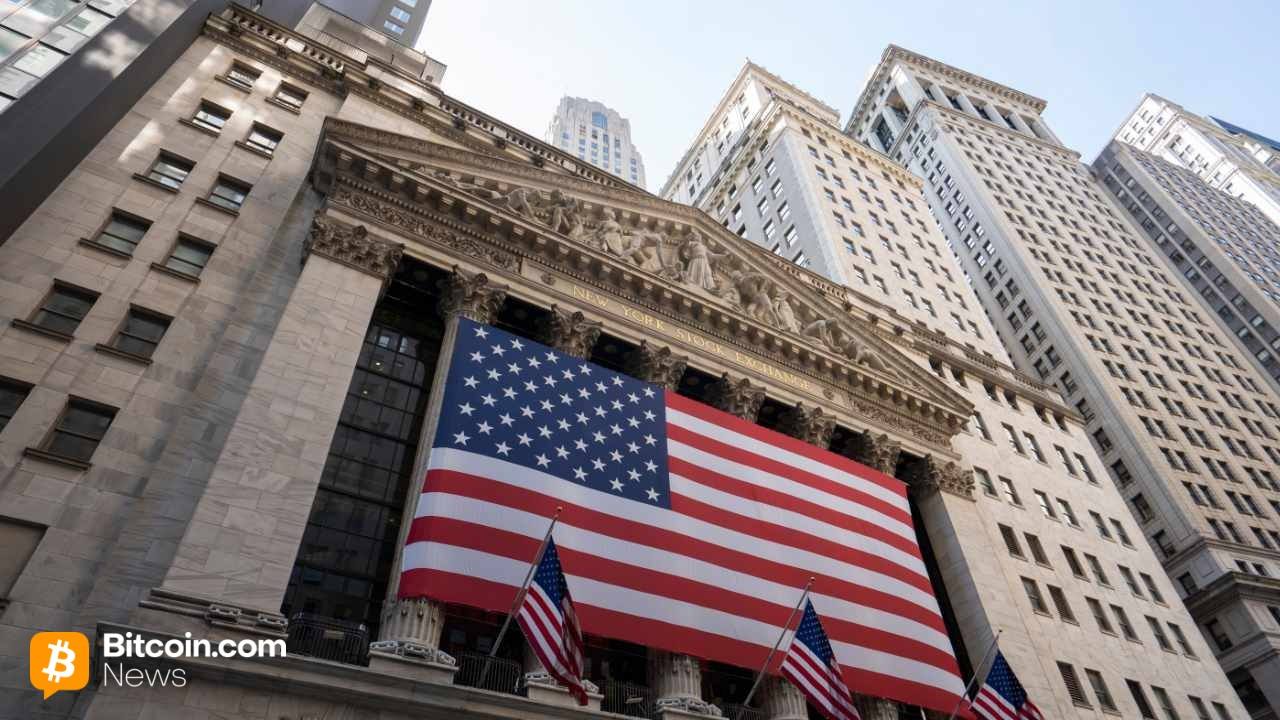 first-us-multi-asset-crypto-etf-begins-trading-with-bitcoin,-ether,-xrp,-solana,-cardano