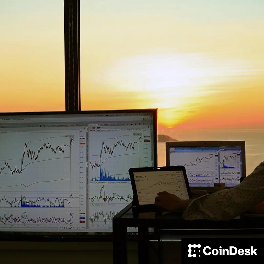 xrp-outperforms-bitcoin-as-etf-filings-enter-20-day-window,-setting-up-breakout-trade-to-$2.80