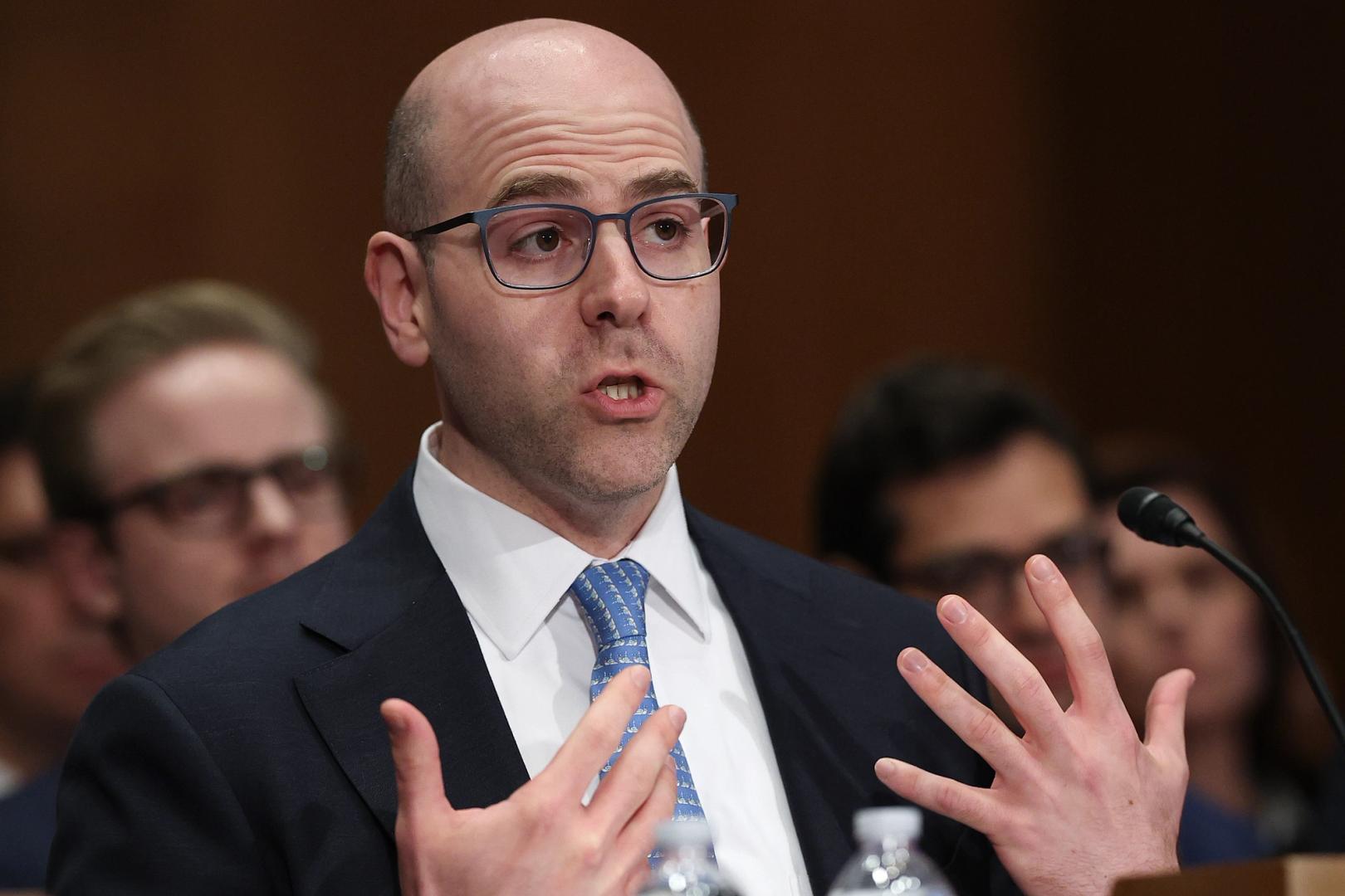 us.-fed’s-miran-says-policy-needs-to-adjust-to-stablecoin-boom-that-could-reach-$3t