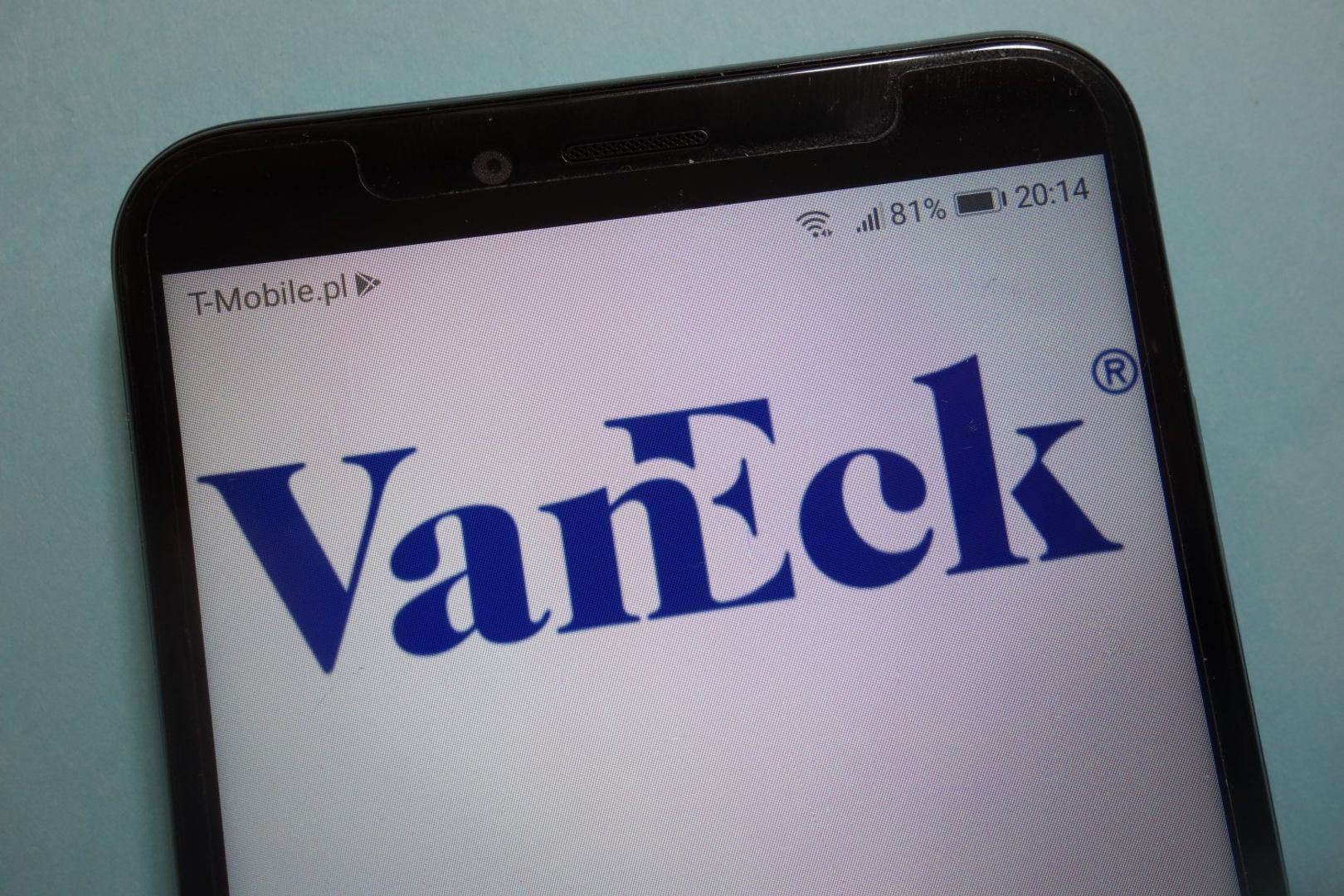 vaneck’s-new-avalanche-etf-filing-to-include-staking-rewards-for-avax-investors