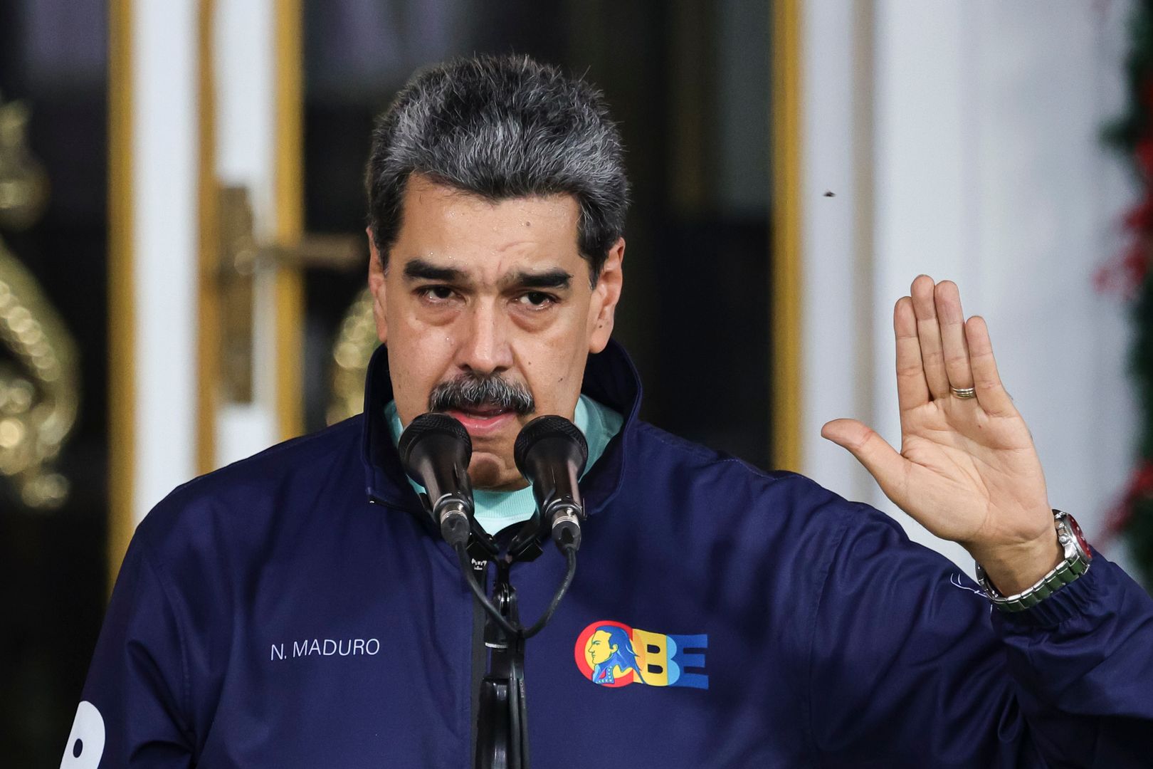 bitcoin-dips,-but-quickly-recovers-as-us.-captures-venezuela’s-maduro
